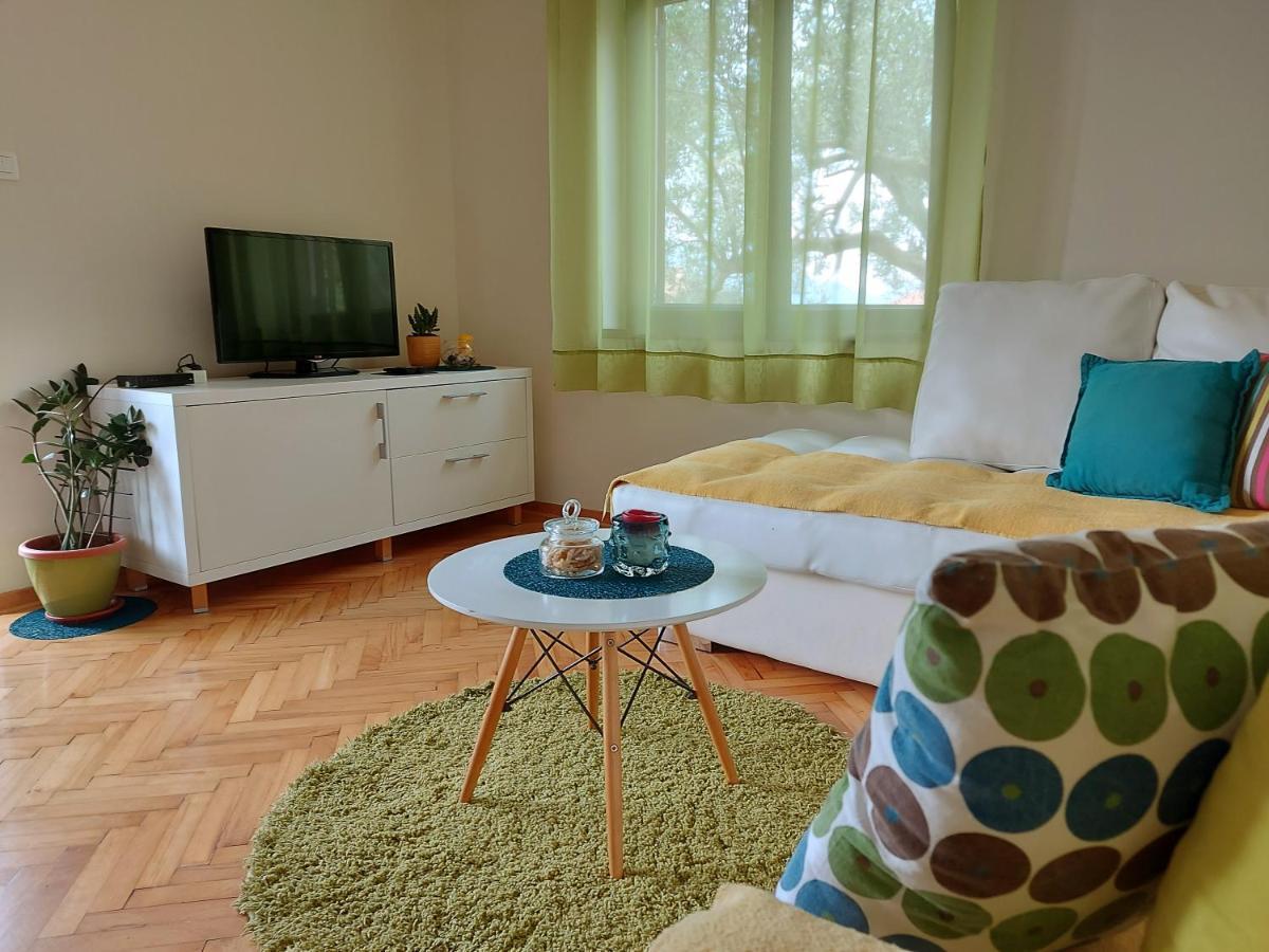 Apartments Iva Tivat Exterior photo