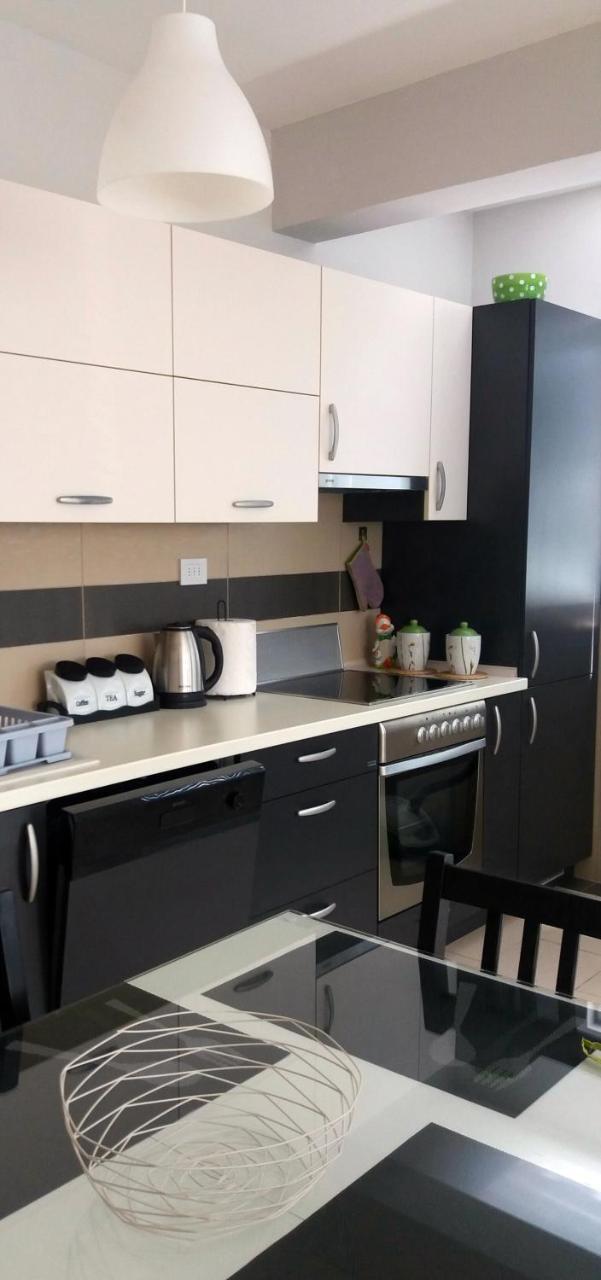 Apartments Iva Tivat Exterior photo